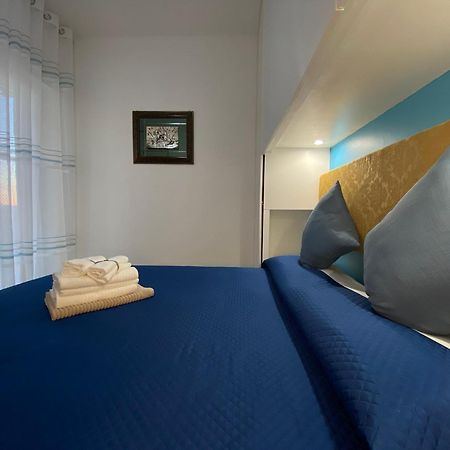Coastal House - Spiaggia E Piscina A Dieci Passi Санта-Маринелла Экстерьер фото